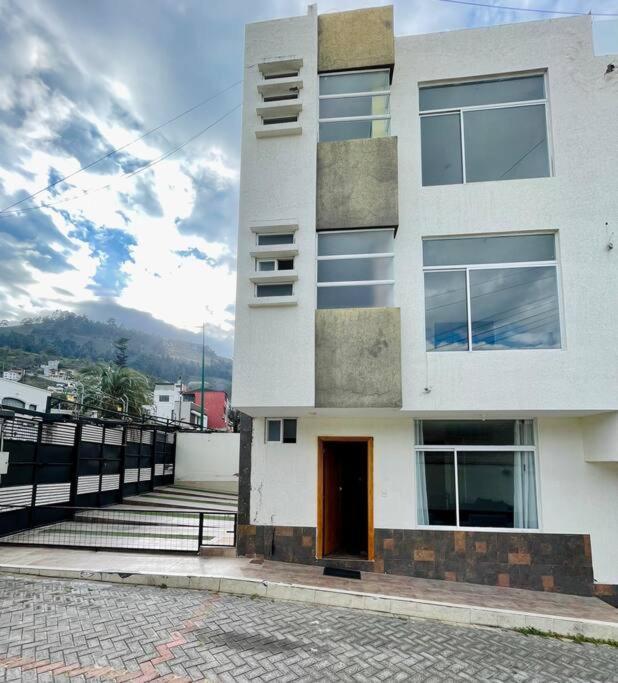 Casa Amplia Apartment Ambato Exterior photo